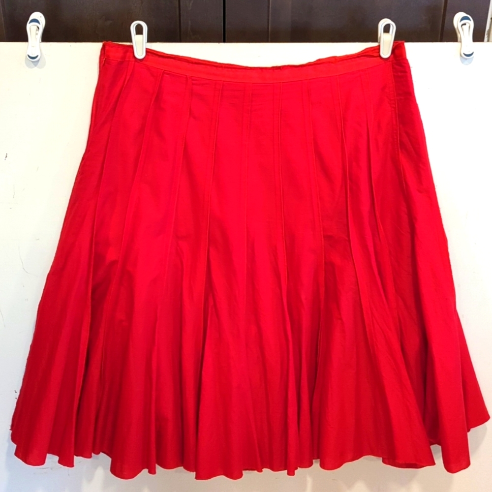 Focus Lifestyle -;Red fully lined skirt size 18W